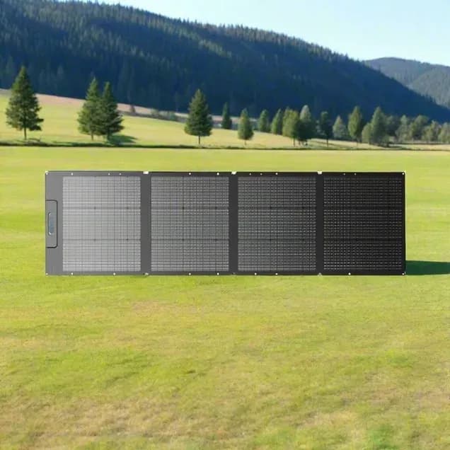 BLUETTI PV 200 Portable Solar Panel - Rated Power 200W - Cell Type Monocrystalline Silicon - Cell Efficiency Up to 23.4% - IP Grade IP67 - Warranty 12 Months